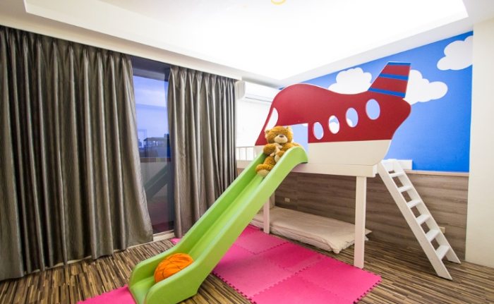 溜滑梯民宿台中