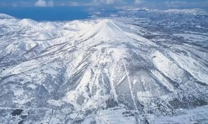 北海道滑雪季節