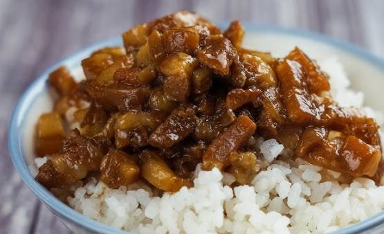 台灣南部滷肉飯