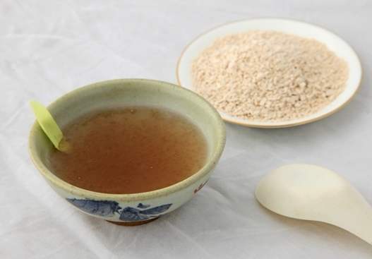 蓮藕粉牛奶做法