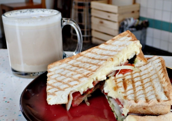 平價早午餐江子翠