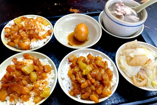 台灣滷肉飯