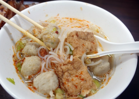 魚丸米粉哪裡吃