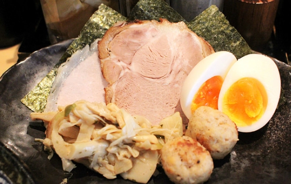 龜有站餐廳推薦