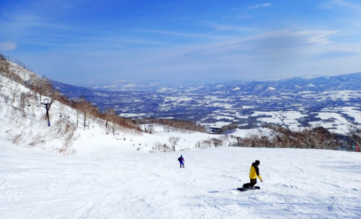 新雪谷滑雪場