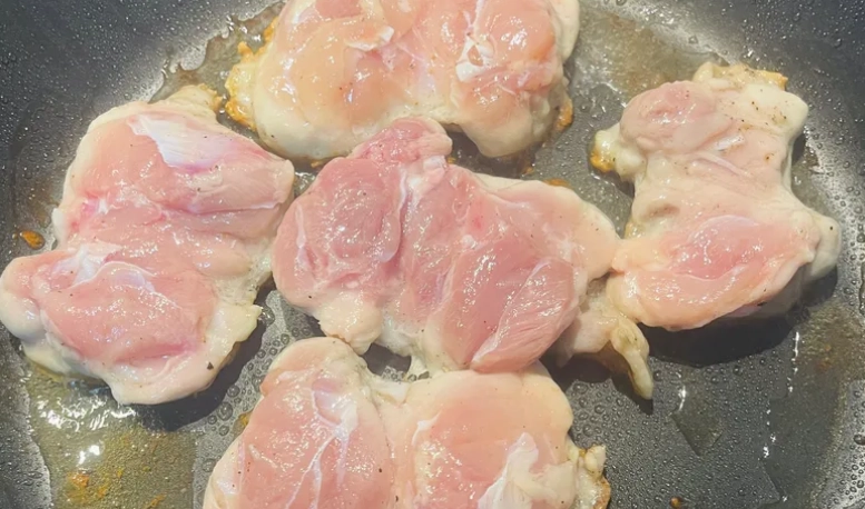 鸡腿肉煎法技巧