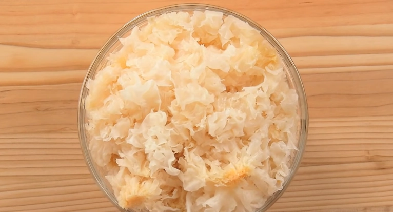 白木耳煮水功效