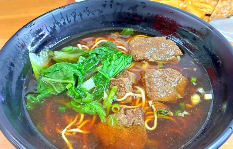 光華商場附近餐廳