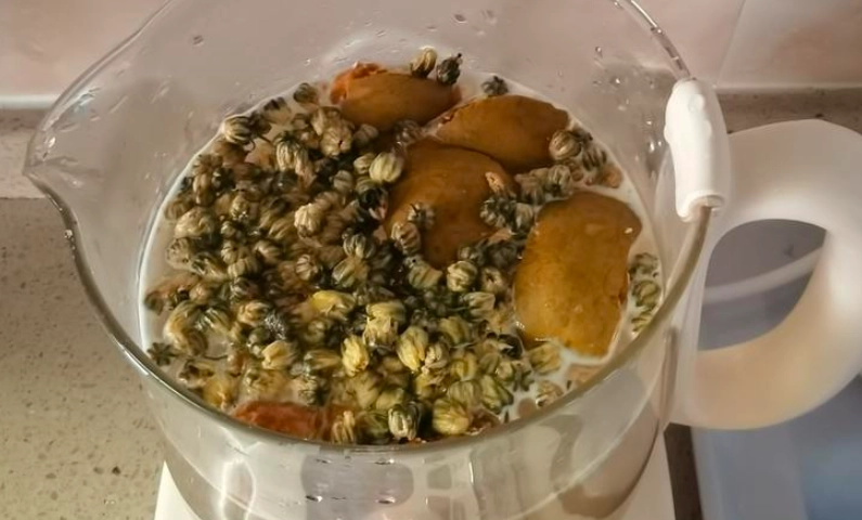 羅漢果甘草菊花茶