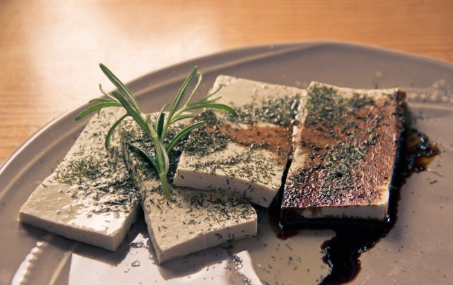 豆腐對狗的影響