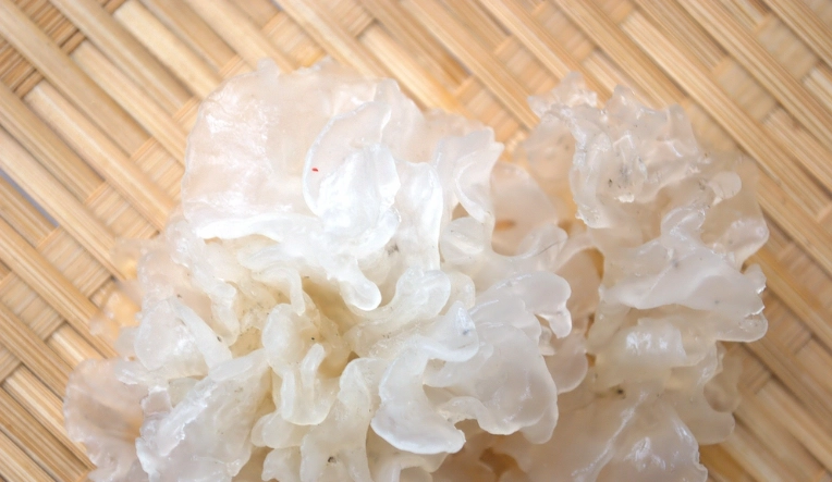 白木耳碳水含量