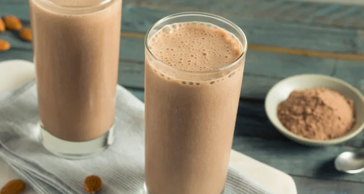 乳清蛋白適合老人嗎