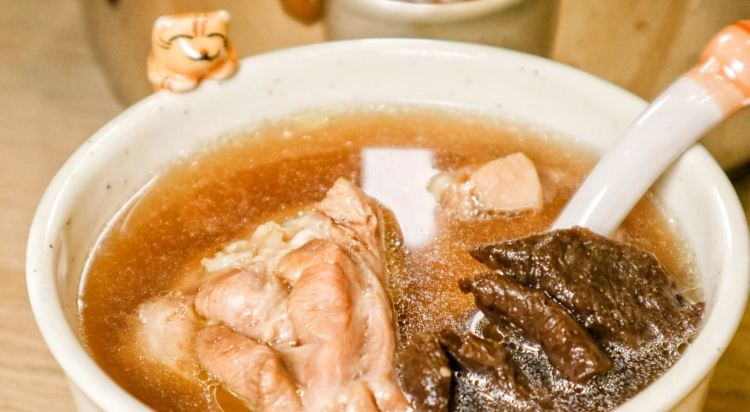 菜脯蘿蔔雞湯 做法