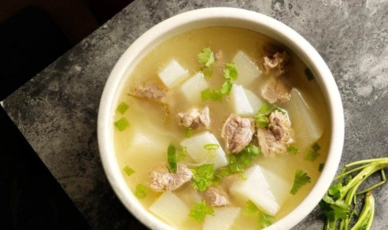 白蘿蔔湯食譜