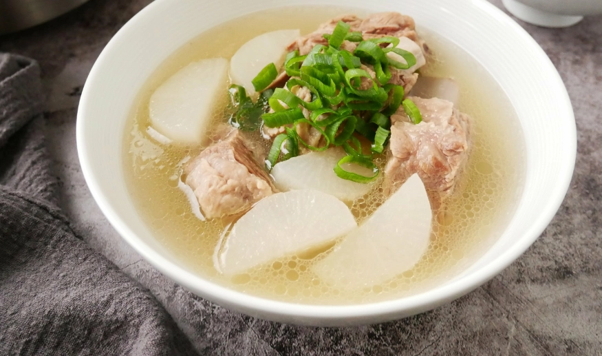 白蘿蔔排骨湯營養