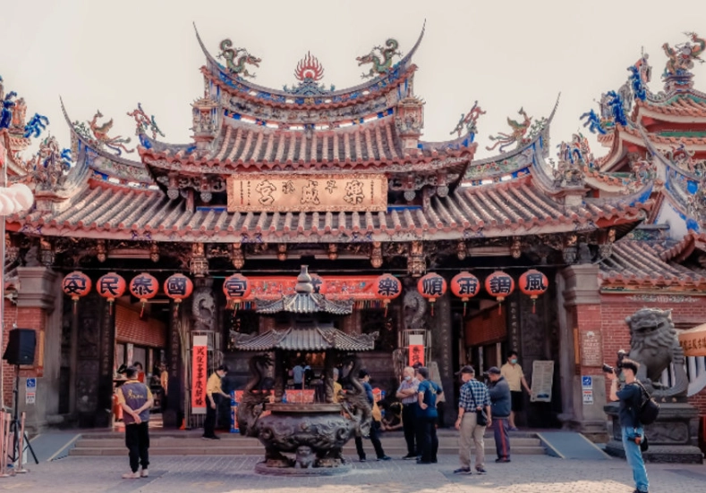 台灣月老廟夜景