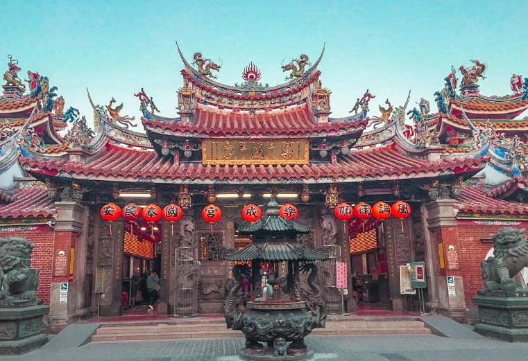 台灣月老廟夜景