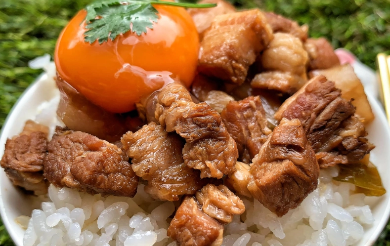 家常滷肉飯食谱