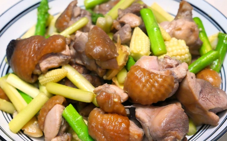 去骨鸡腿肉料理