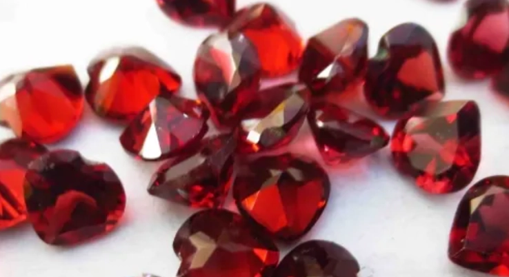 真假石榴石差異