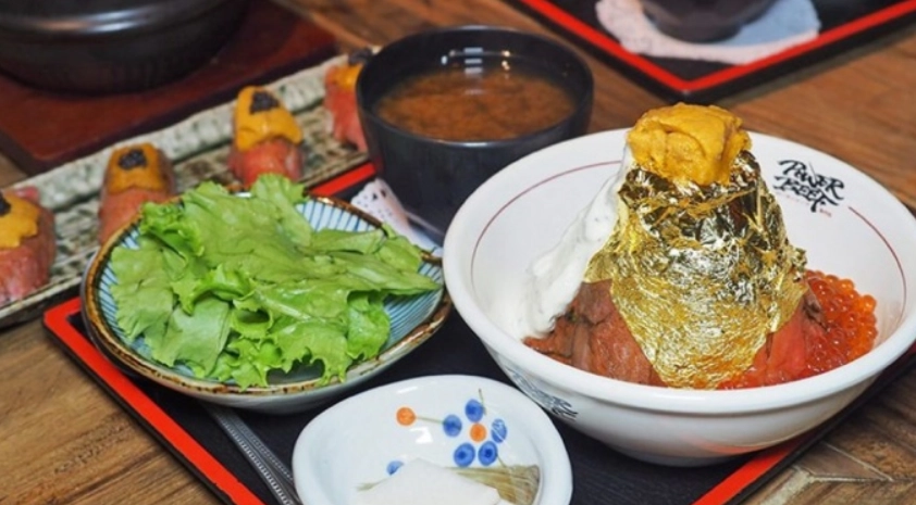 三創美食街美食