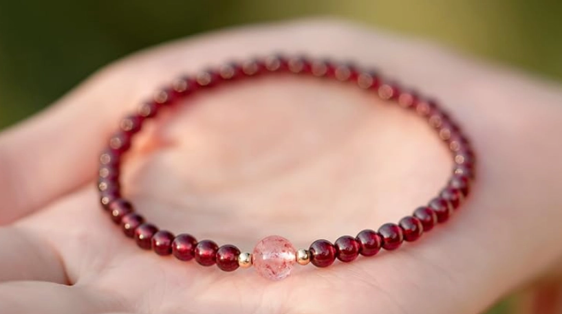 石榴石顏色寓意