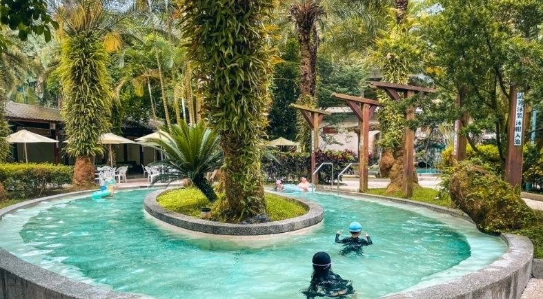 尖石溫泉渡假村附近景點