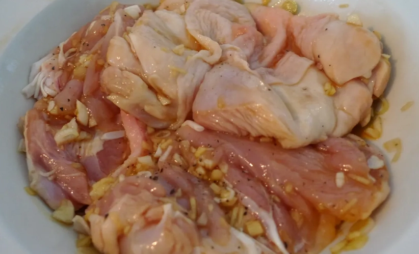 烤雞腿去皮方法