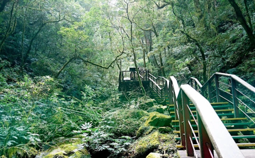 拉拉山登山路線