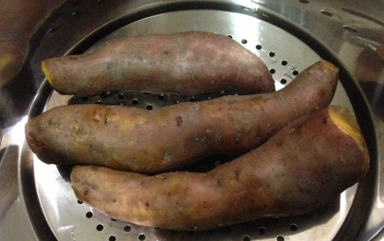 大同電鍋蒸地瓜