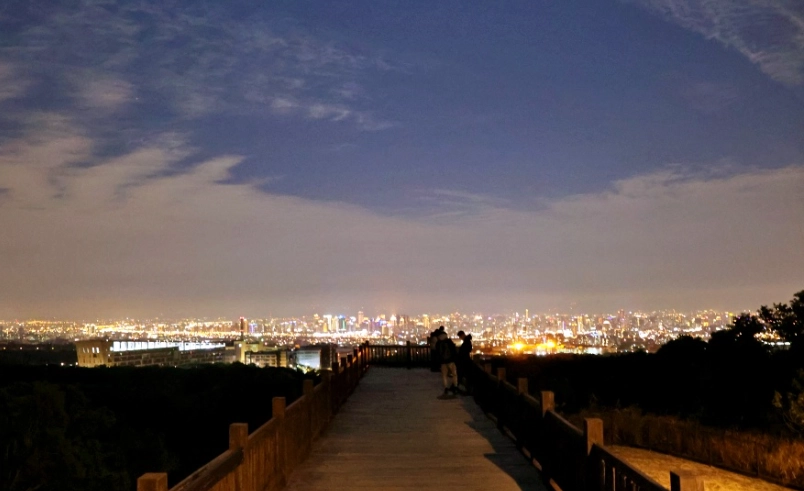 台灣中部看夜景