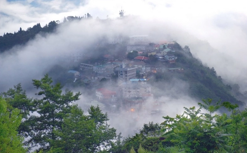 拉拉山交通方式