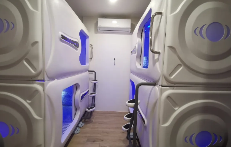 膠囊旅館雙人房