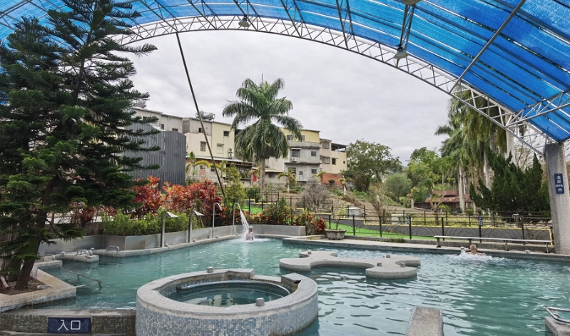 麒麟峰溫泉會館住宿