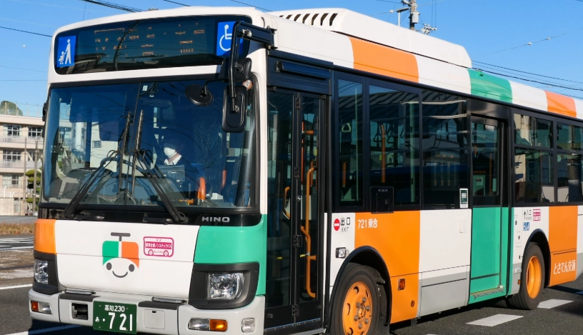 日本高知交通方式