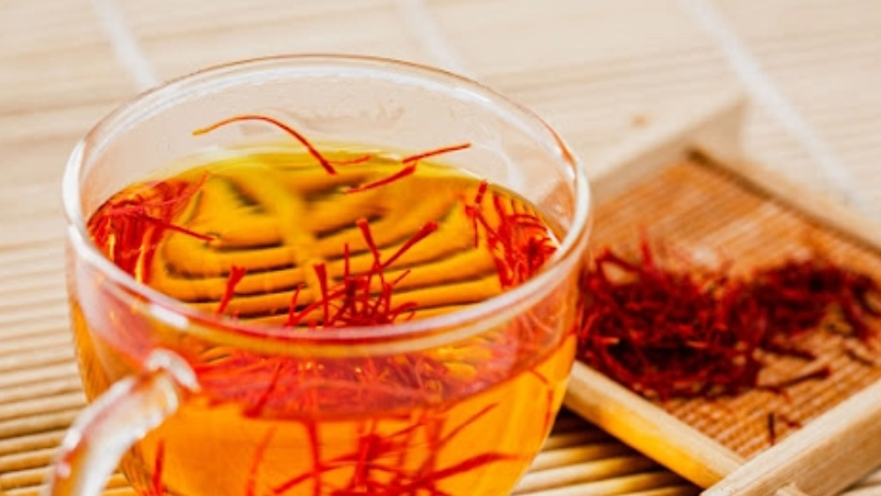 藏紅花泡水